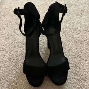 Amazon Classic Black Strappy Heels